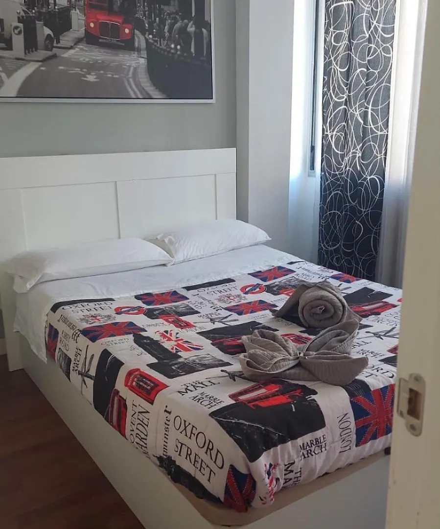 Plaza Merced Apartamentos Málaga